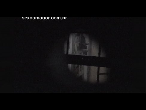 ❤️ Blondie viene segretamente filmato da un voyeur del quartiere nascosto dietro mattoni cavi ❤ Video di sesso al it.banglablog.top ❌❤